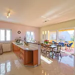 House Paula Rab