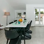 Villa Tina