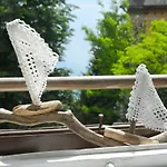 Central Apartment With Beautiful Sea View