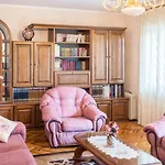 Apartman Uno Dominik