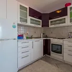 Seaview Apartment