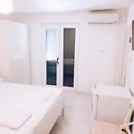 Apartments Antica