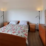 Apartment On The Hill
