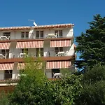 Apartment Julija 5