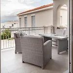 Deluxe Apartment Vila Carissa