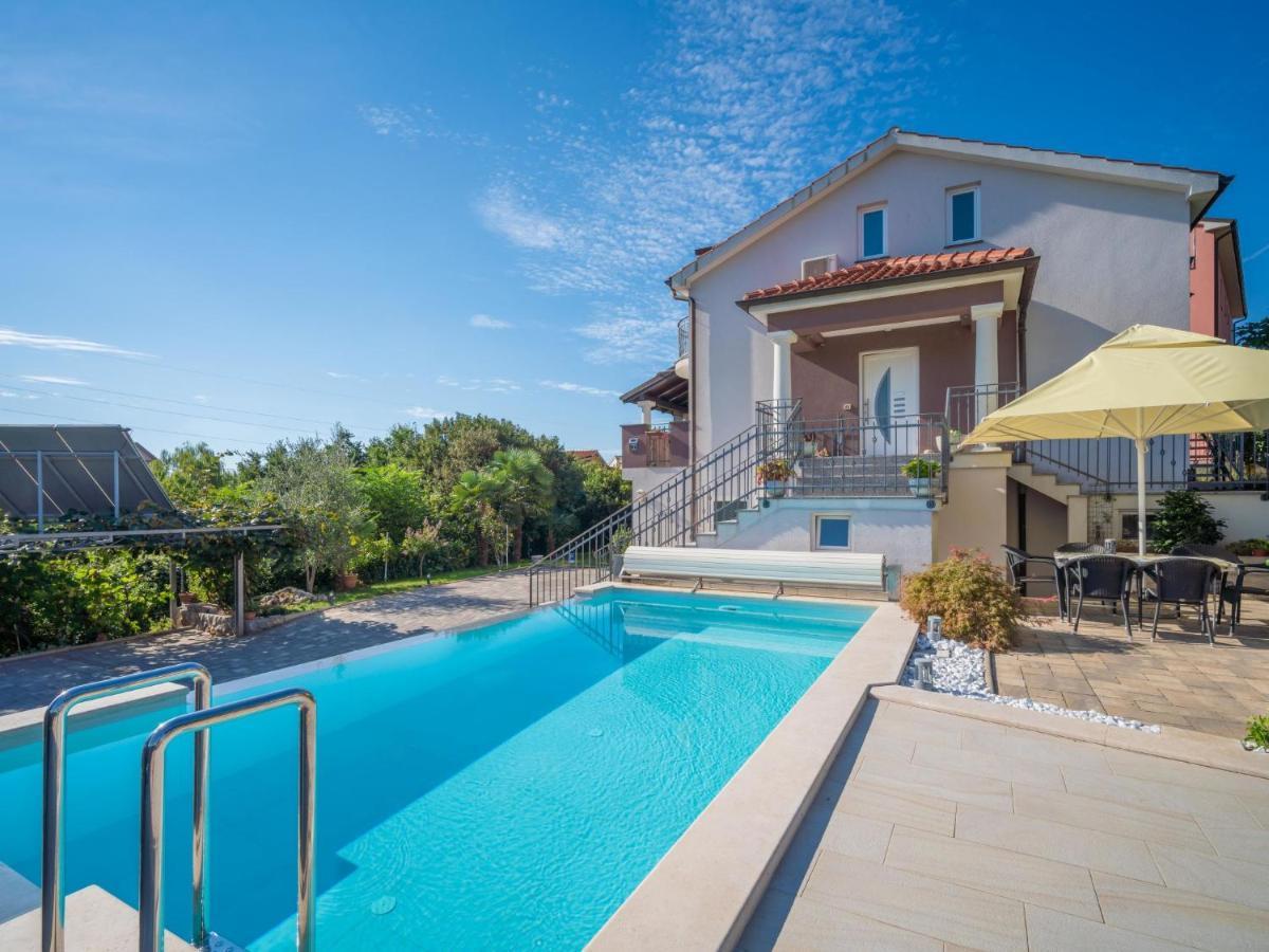 Sontje By Interhome