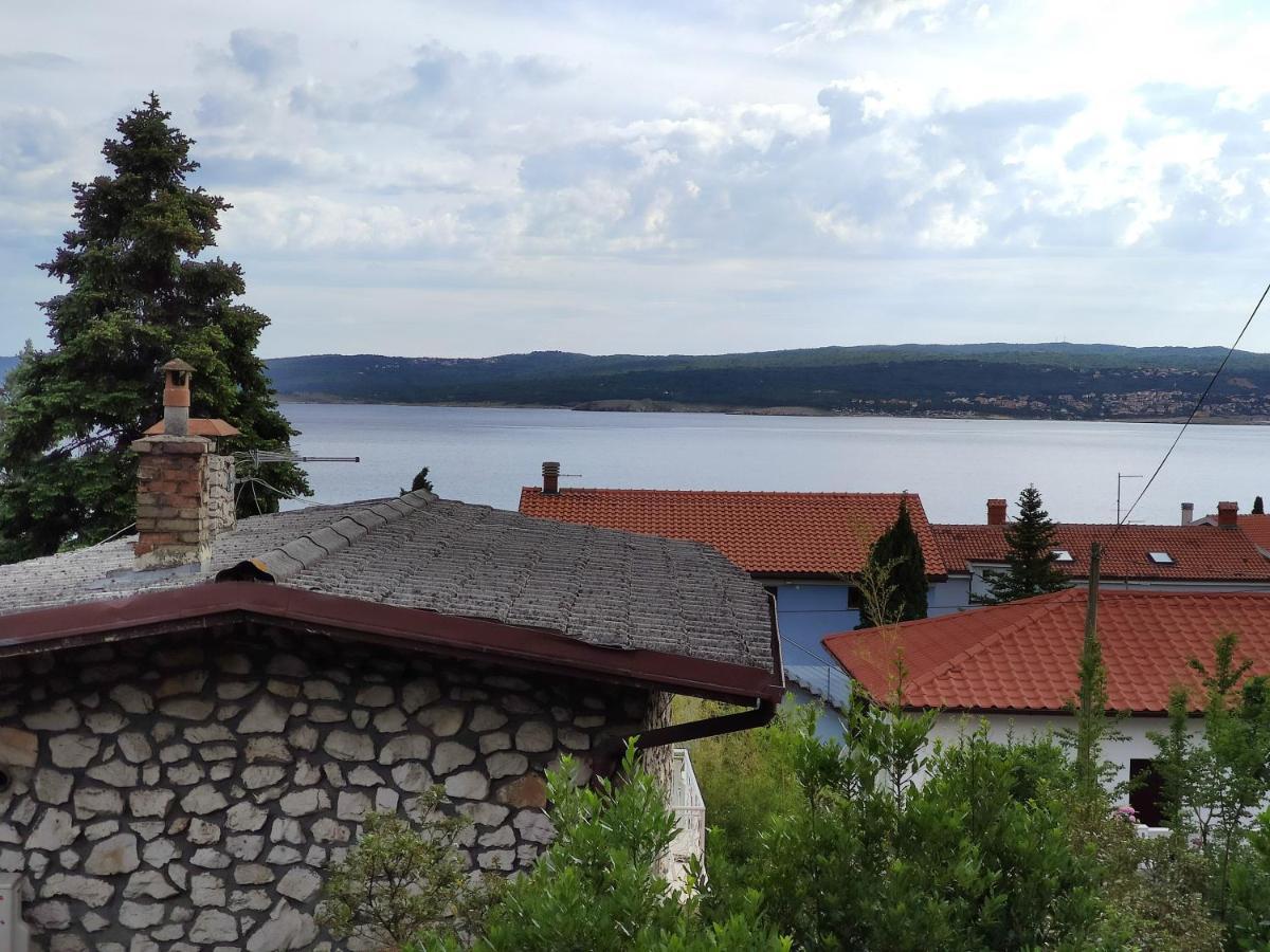 Appartement 2 Minutes To The Ev Station Available