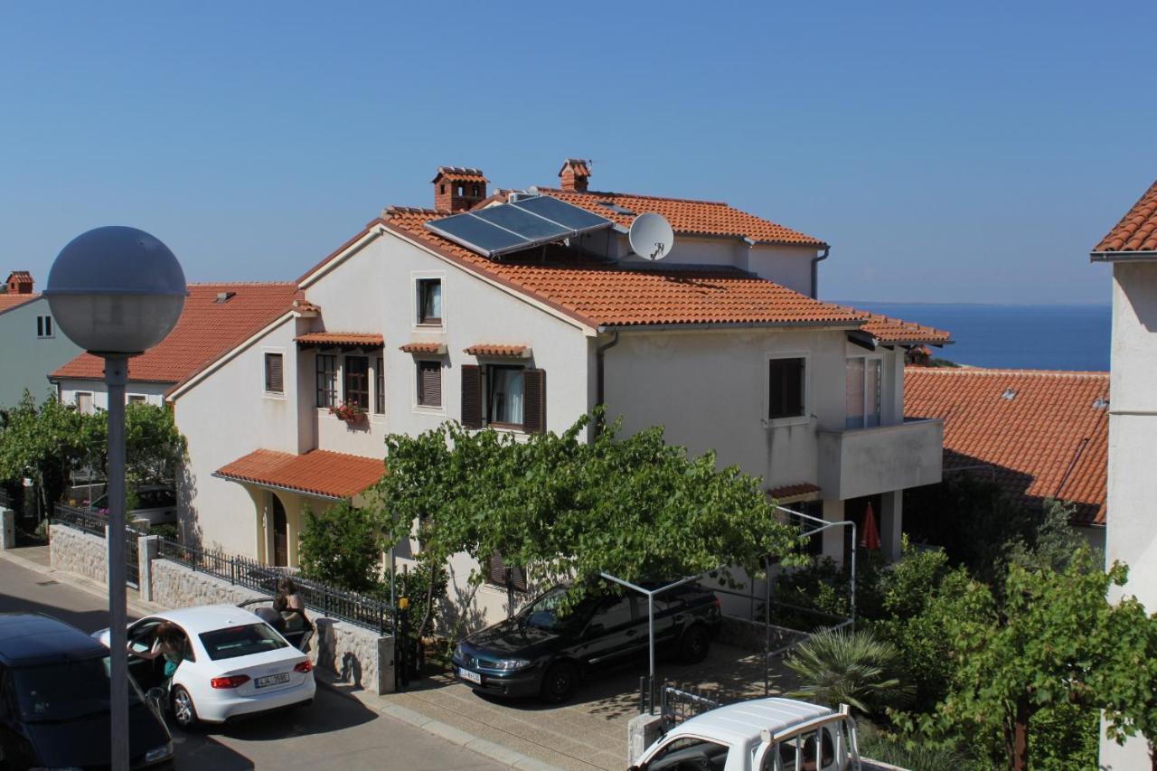 With A Parking Space Apartamento Mali Lošinj
