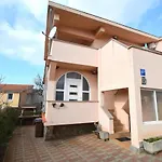 Apartment Luis